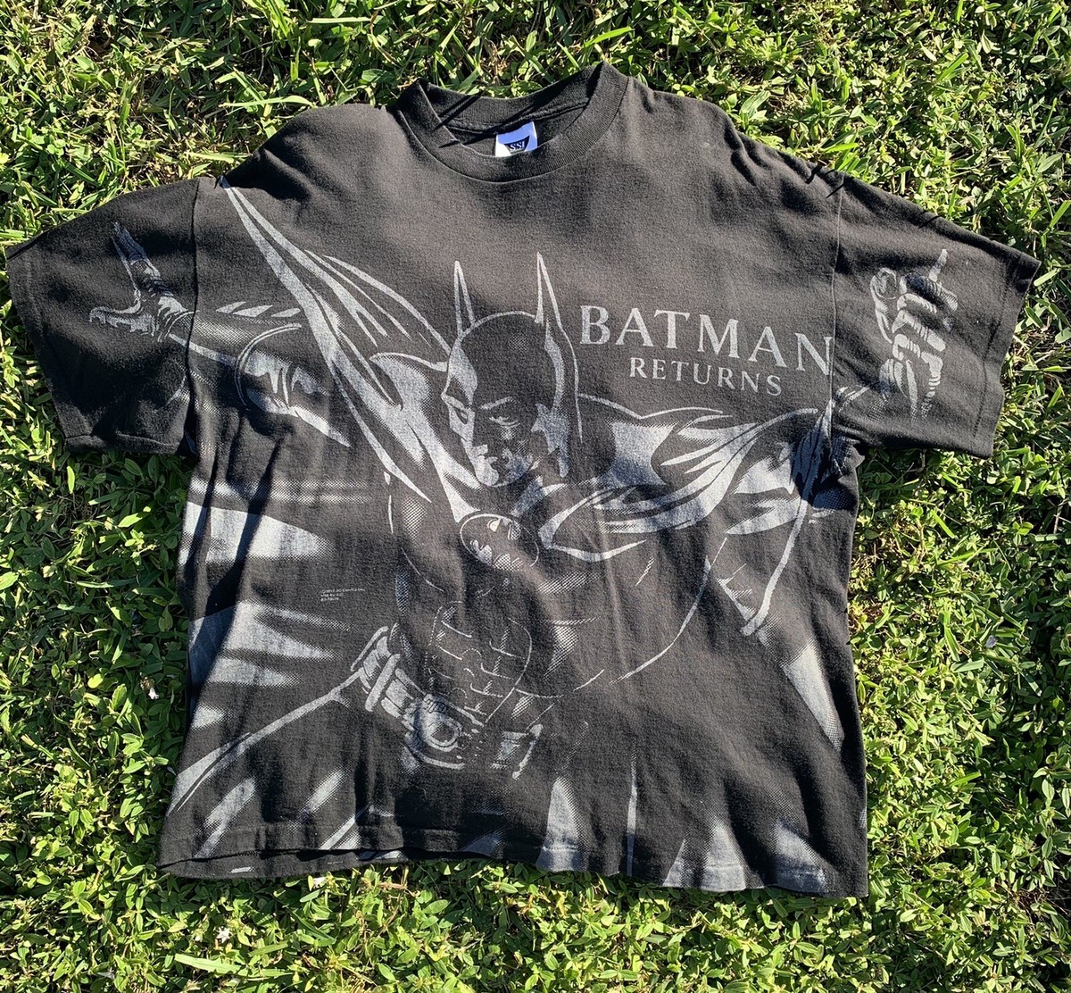 Batman Returns T-shirt 1991 Movie Comic Book SSI Single Stitch AOP Batman Returns T-shirt 1991 Movie Comic Book SSI Single Stitch AOP