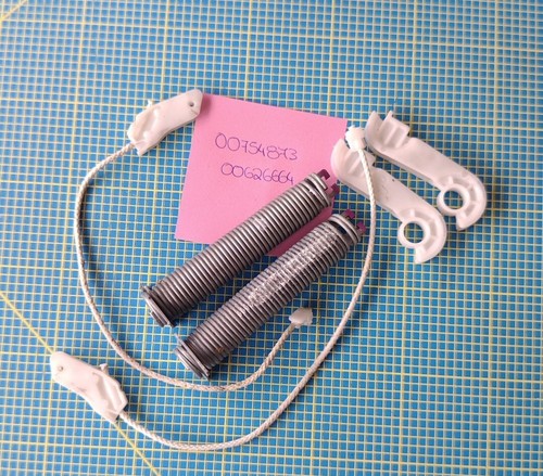 Siemens SX66M094EU Geschirrspüler Federn Rosa mit Seil 00754873 00626664