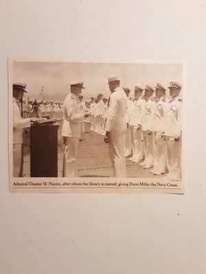 Doris Miller And Chester Nimitz - Newspaper Photo Clipping