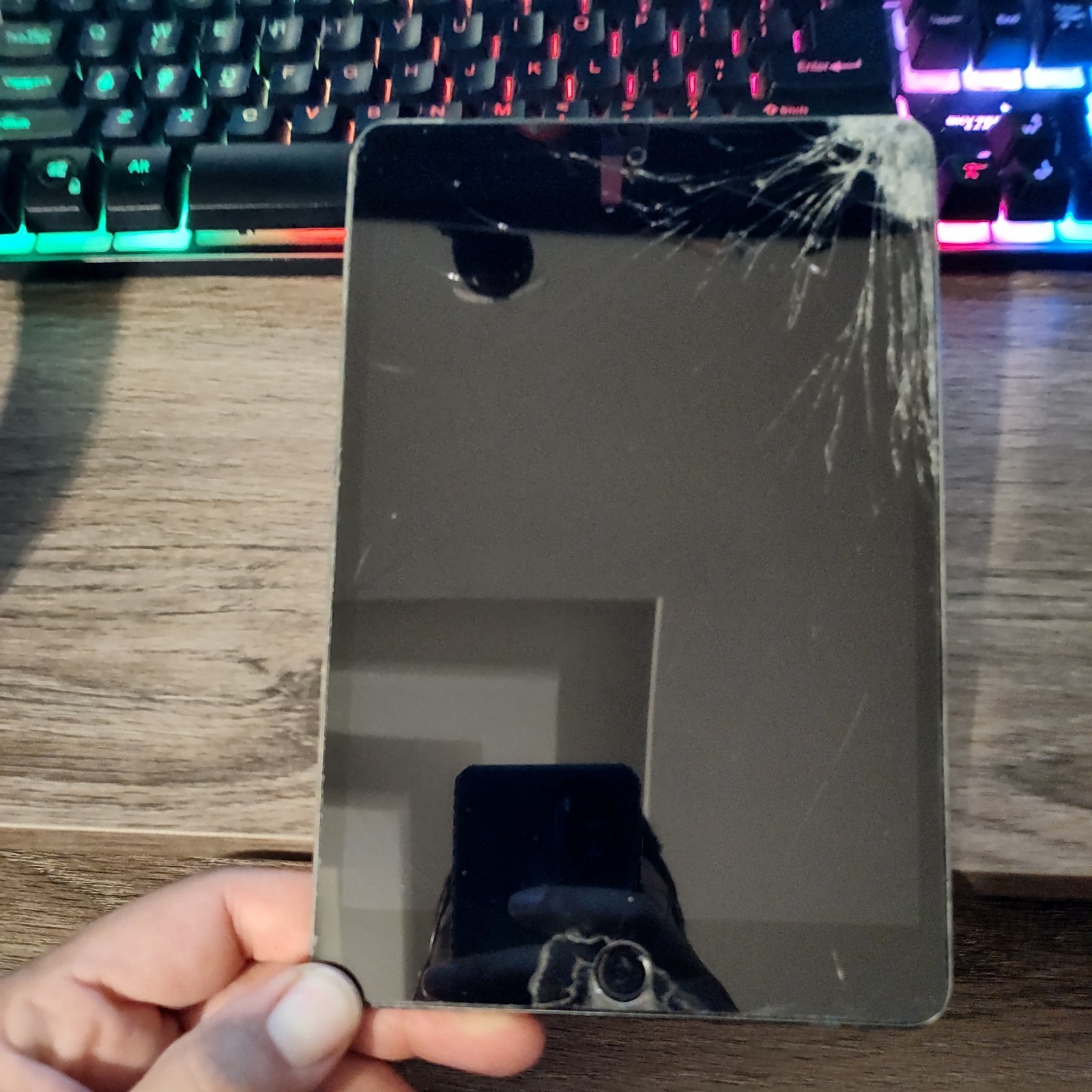 Apple iPad (4th Generation) A1459 128 GB, Wi-Fi + 4G, 9.7 in - Black