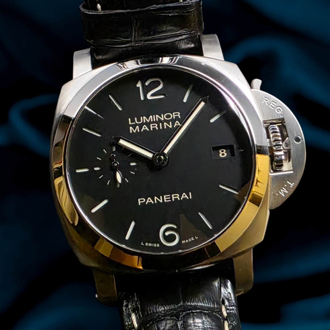 Panerai Luminor Marina Watch - PAM00392, Box/Papers, 42mm, Excellent!
