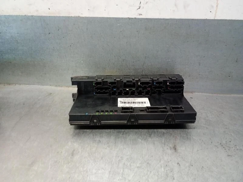 2035452401 Fuse for Mercedes-Benz Class C (W203) 270 CDI 5508744 - Image 4 of 4