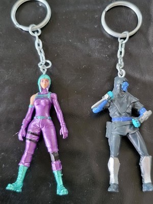 2 Fortnite 3D Schlüsselanhänger 2020 Epic Games V2, Wonder & Fusion Keychain