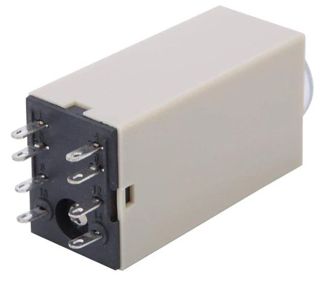 OMRON H3Y-2-7 24VDC-10S Timer 24VDC Temporizzatore - Imagen 4 de 4