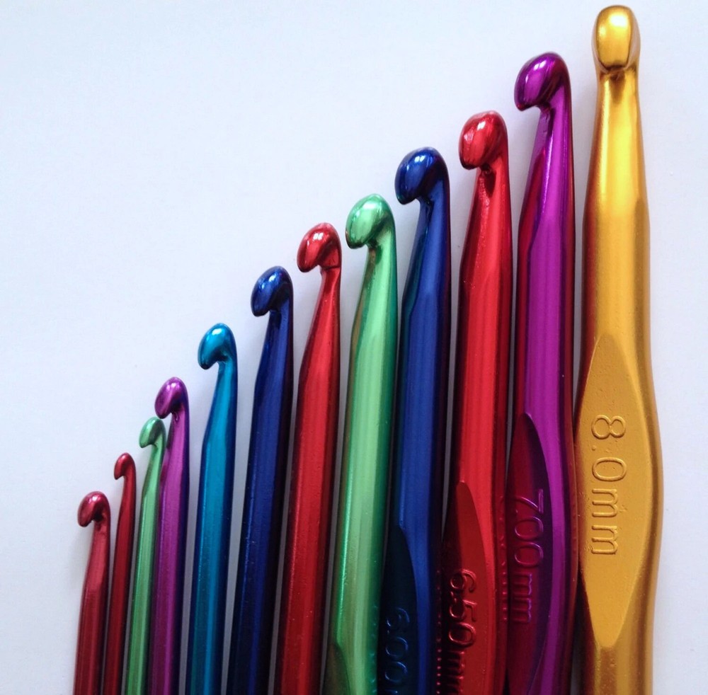 Aluminum Crochet Hooks 2.5mm 3mm 3.5mm 4mm 4.5mm 5mm 6mm 6.5mm 7mm 8mm 9mm 10mm Aluminum Crochet Hooks 2.5mm 3mm 3.5mm 4mm 4.5mm 5mm 6mm 6.5mm 7mm 8mm 9mm 10mm