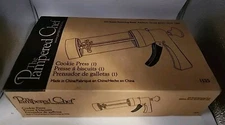 The Pampered Chef Cookie Press #1525 Large Barrel 15 Different Disks w/Box EUC