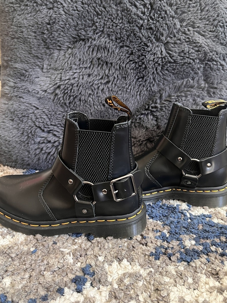 Wincox Chelsea Boot Dr Martens Wincox Mens MARTENS WINCOX SMOOTH