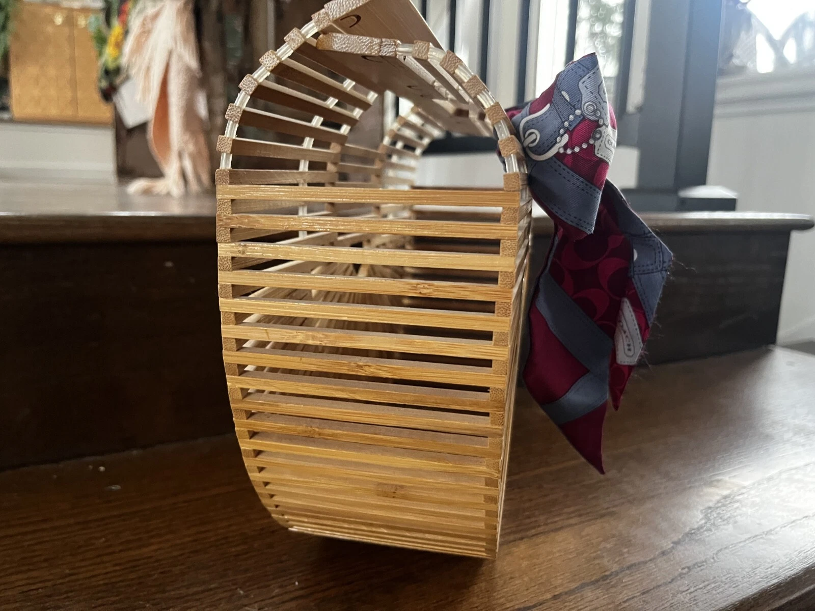 Sciarpa Coach rosa bordeaux blu vimini legno borsa borsetta