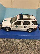 Cararama-Mercedes ML320 United Nations green cross