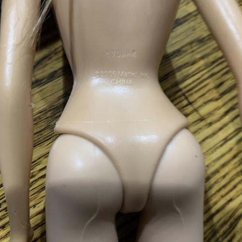 Mode Fieber Barbie Puppe Teresa braunes Haar, braune Augen, biegbare Beine, g3 - Bild 19 von 20