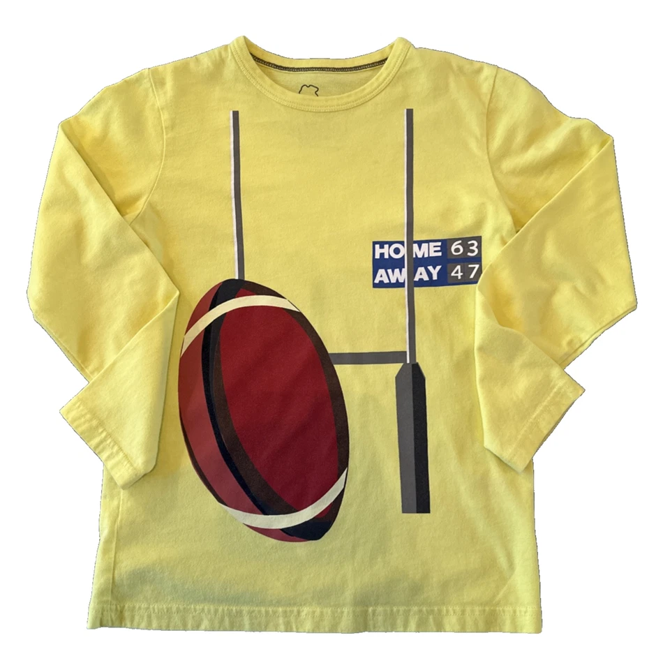 迷你 Boden 男孩长袖 T 恤趣味足球场球门设计 7-8 岁 — 第 2/4 张图片