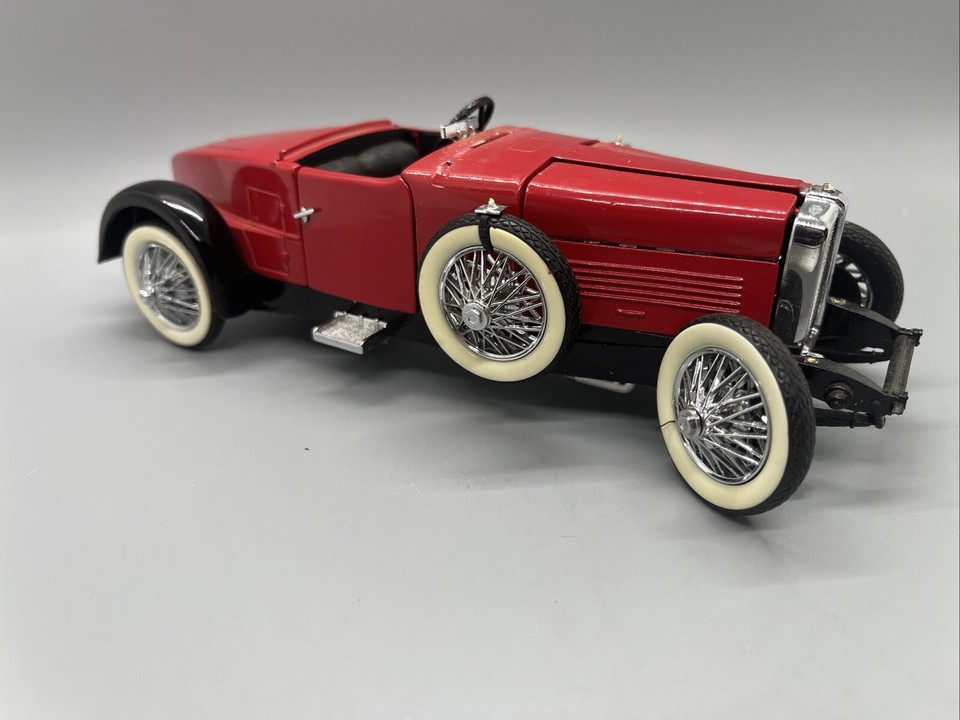 Voiture de collection 1/24 - Stutz Black Hawk Boattail Speedster 1928 - Le Médaillier Franklin - Collection
