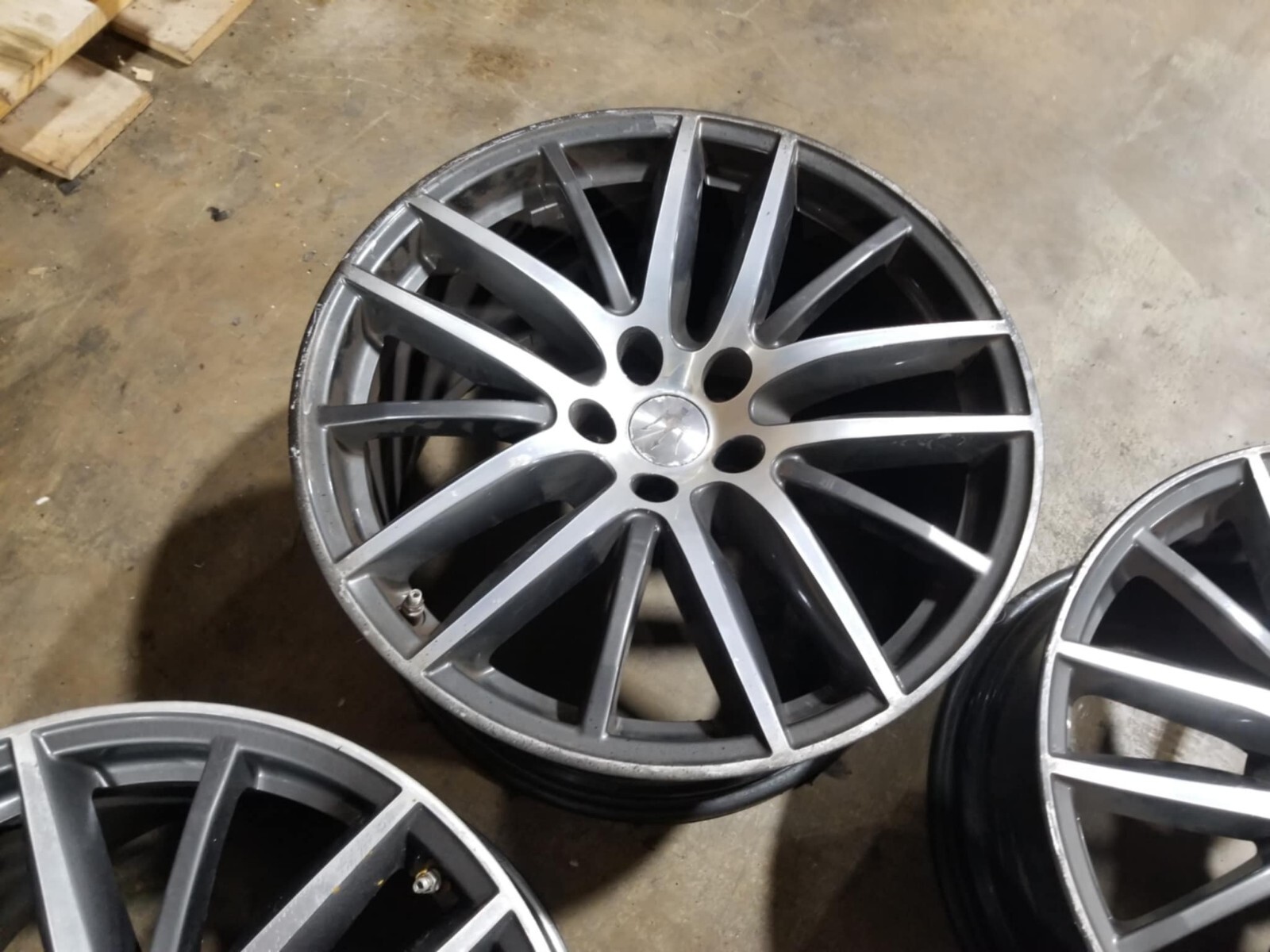 2014 - 2019 Maserati Ghibli 19 Inch Factory Wheels Set 19x8.5 19x10 OEM 15 Spoke