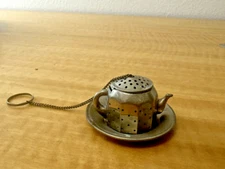Vintage Tea Strainer Teapot Infuser With Tray Made in Japan Stainless Steel