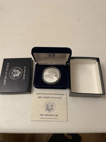2007 U.S. Mint Uncirculated  American Eagle Silver Dollar.  1 Troy Ounce W/ COA