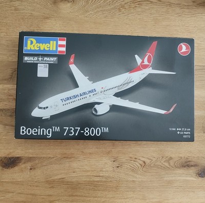 Revell Boeing 737-800 Turkish Airlines Modellbausatz 1:144 NEU