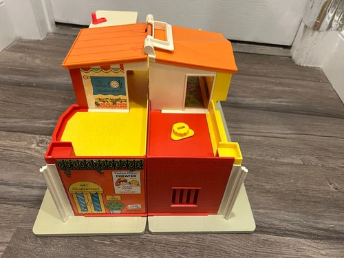 Vintage 1973 FISHER PRICE Little People Play Family Village Main Street Town lot