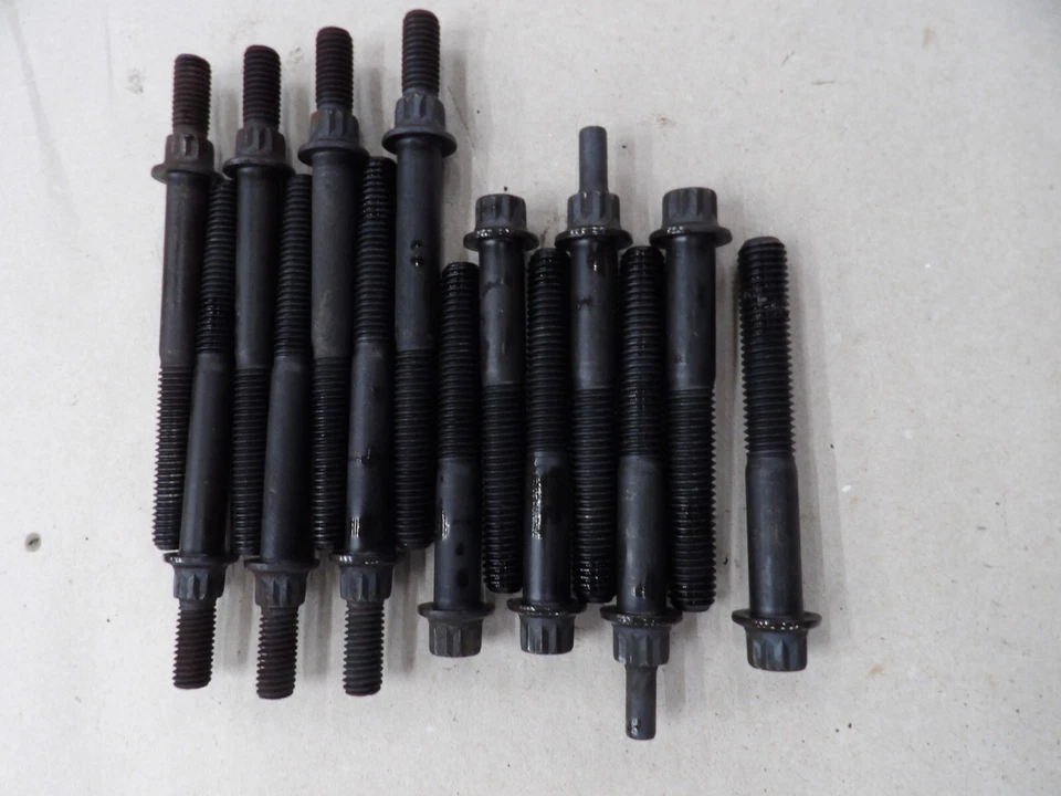 Juego de pernos de culata motor Jeep Cherokee Wrangler 4,0 L OEM - ¡Envío RÁPIDO! Foto 2 de 2