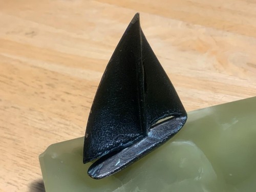 "Vintage grüner Onyx Marmor DIAMANTSPITZE Stift Ständer mit Segelboot 4"" x 6"" x 1" - Bild 2 von 8