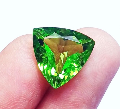 Natural Peridot Trillion Shape Certified Loose Gemstone 9.80 Ct With Free Gift - Picture 4 of 8
