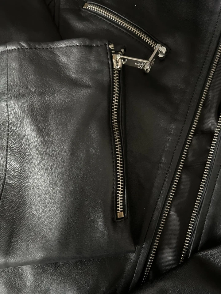 Chaqueta de campo militar negra Sam Edelman Foto 3 de 4