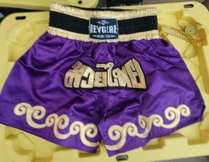 REVGEAR Muay Thai / MMA / Martial Arts Shorts PURPLE and Gold Size MEDIUM NEW