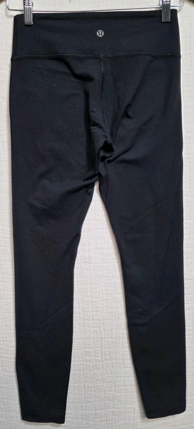 Lululemon Women's Wunder Under Solid Black Leggin… - image 2