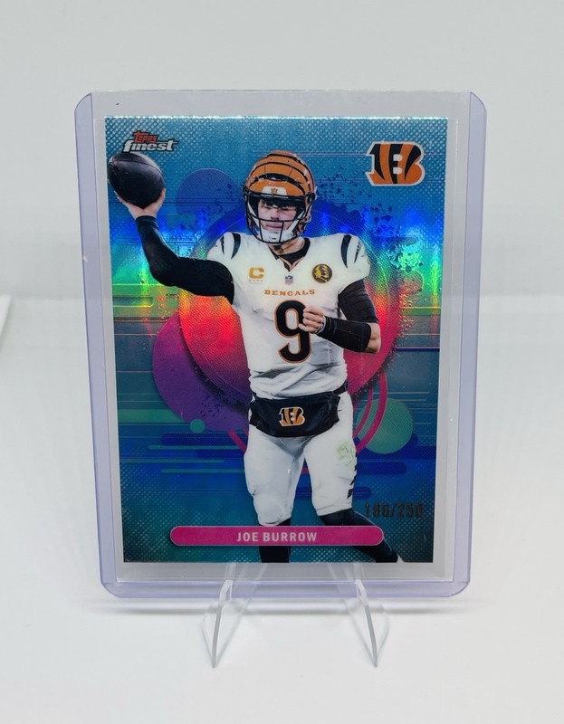 2025 Topps Finest Joe Burrow Aqua Refractor /250 Cincinnati Bengals