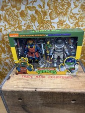 NECA TMNT - Samurai Adventure Michelangelo and Space Adventure Donatello 2 Pack