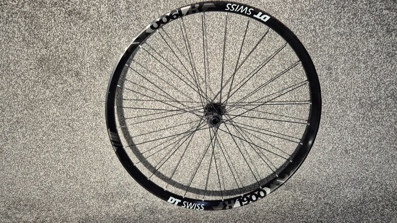 DT SWISS H1900 front wheel 27.5 110x15 Boost