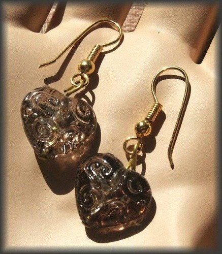 Pendientes estilo gancho perforado con gancho colgante de corazón romántico y femenino - Imagen 4 de 5