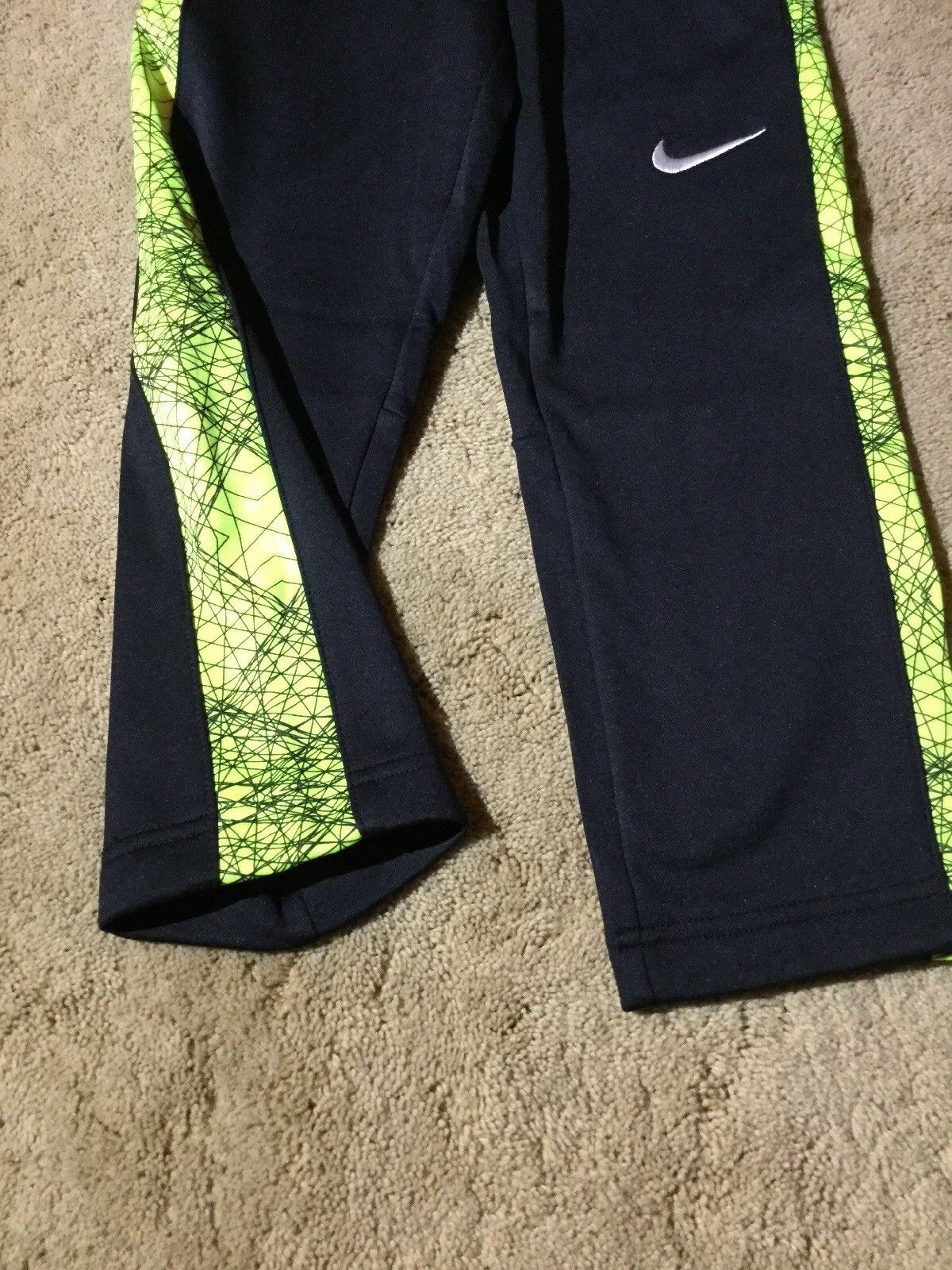 Picture 3 of 4