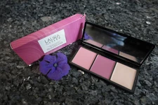 Laura Geller made to multitask eye lip cheek palette in you look mauevelous