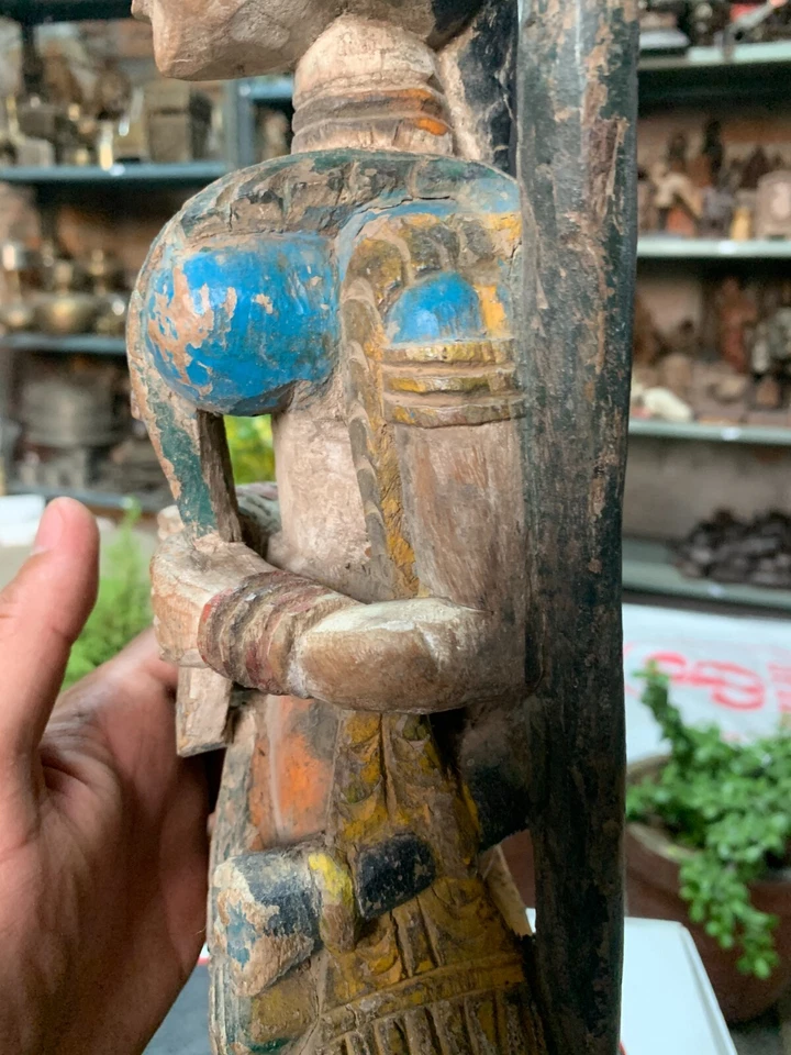 Antigua Estatua Antigua Rara Artesanal de Madera Señor Vishnu Arte Bali Tallada Estatuilla Foto 4 de 4