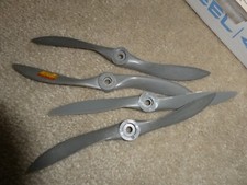Lot of 4 RC Airplane Props Nylon Propellers APC 8-9 8-8 Gray NOS