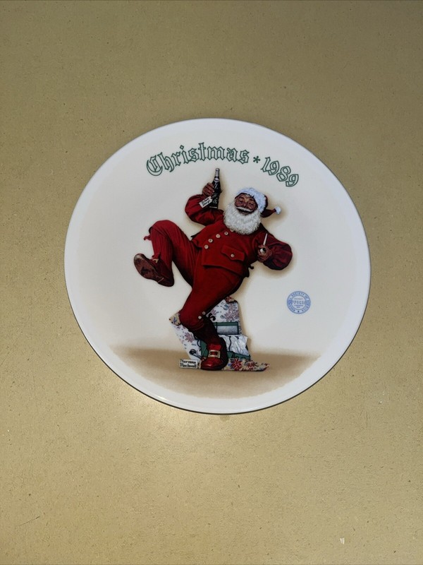 Norman Rockwell Santa Plate 1989-“Jolly Old Saint Nick” W/hanger-#14235C