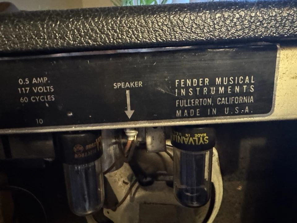 Amplificador Fender “Champ” Foto 4 de 4