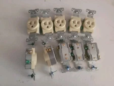 10ct Eaton 1877V Ivory 20A Commercial Single Outlet Receptacle 5-20R 125V