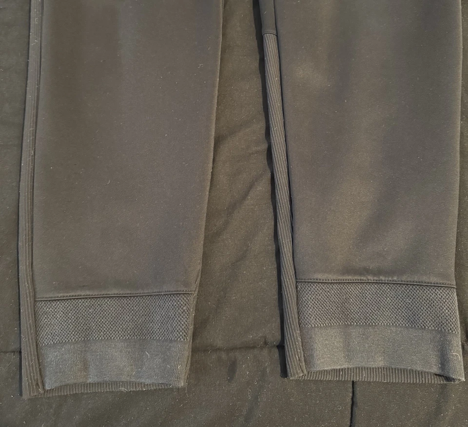 Pantalón Venum UFC Walkout Negro Talla XL Foto 4 de 4