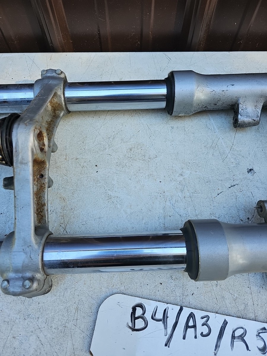 1986 86 KAWASAKI ZX6 ZX 600 FRONT FORK ASSEMBLY 37 MM | eBay