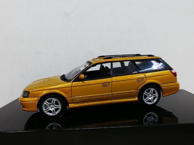 中古品 1/43 SUBARU LEGACY GTB '99 White 1/43 Autoart Subaru Legacy GTB '99 Gold Model Car Rare w/Box