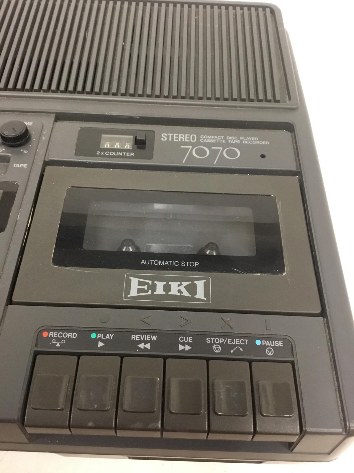 Eiki 7070 Portable Compact Disc Player (CD) / Cassette Tape Recorder