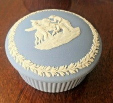 BOITE À BIBELOTS VINTAGE WEDGWOOD BLEU JASPERWARE
