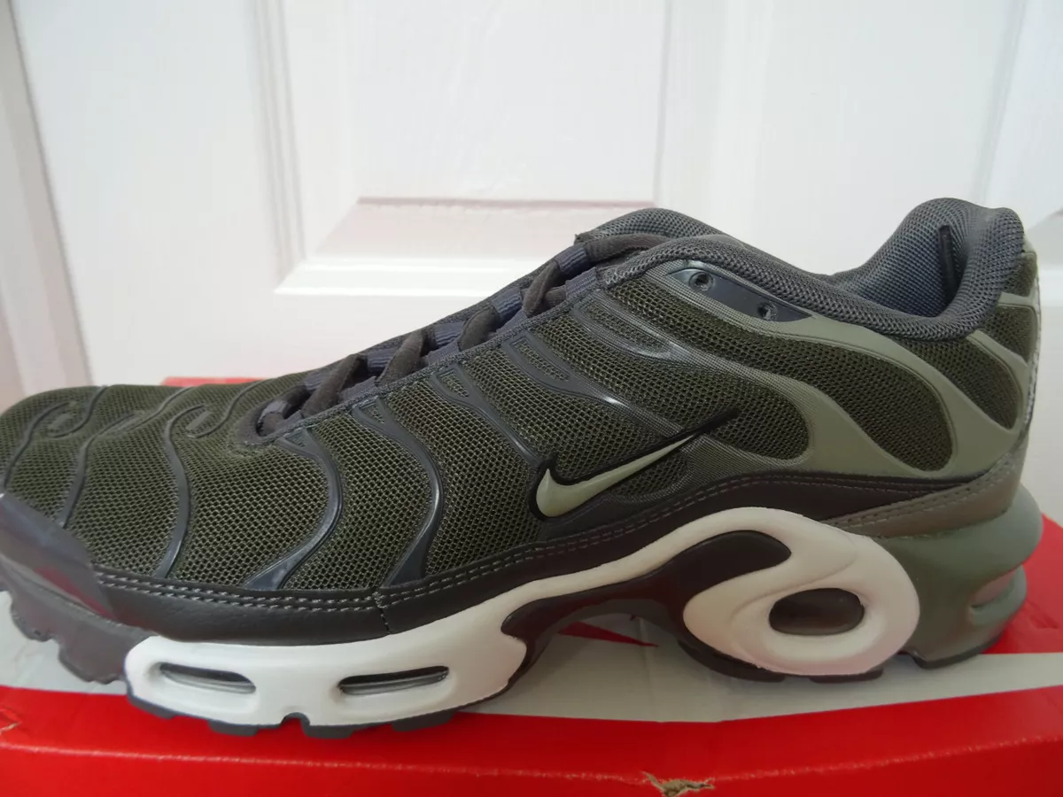 Nike 852630 sales