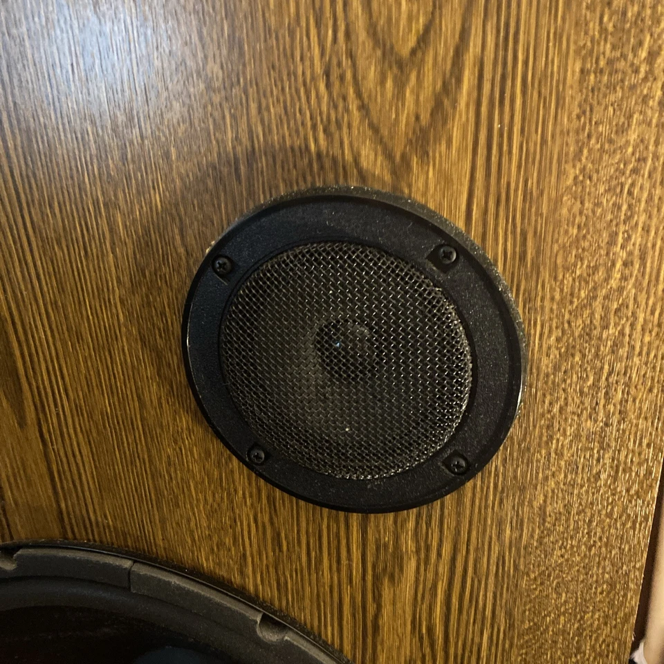 Altavoces KLH Linear Dynamics PR-950S Woofers de 15", Altavoces de Sonido Claro de 4 Vías Foto 4 de 4