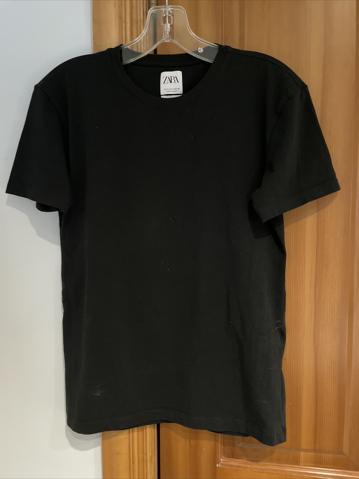 zara t shirt black