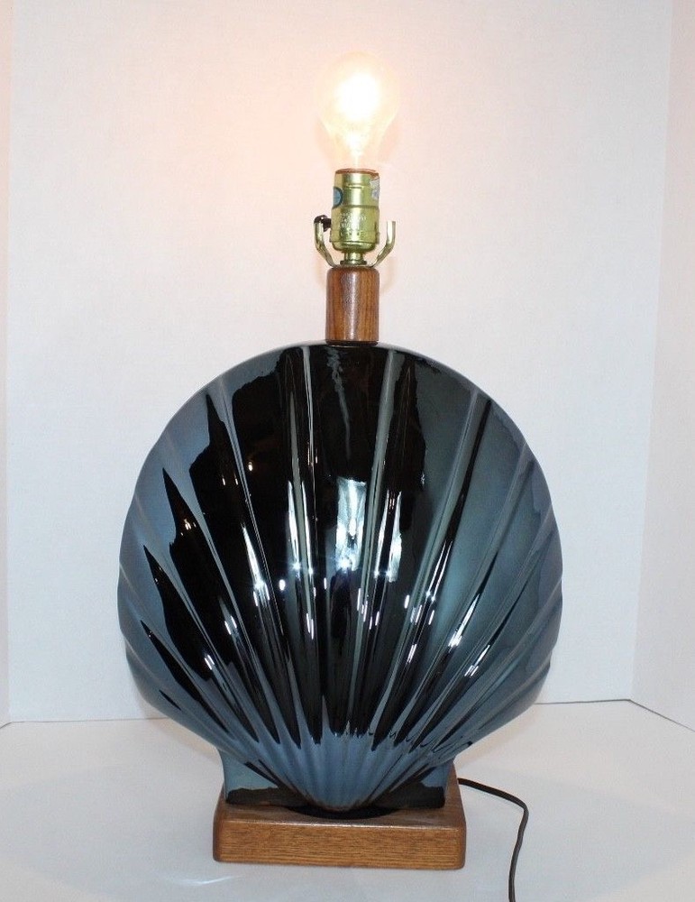 Vintage 60s Art Deco Metallic Ceramic Sea Shell Nautical Table Lamp - Thumbnail 3