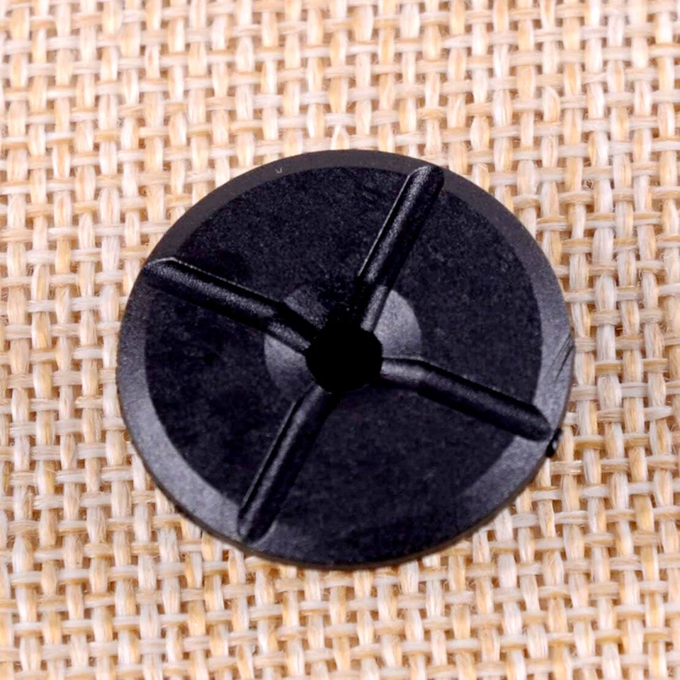 Clips de tuerca Mercedes-Benz 30 un. - Forro de guardabarros, forro de arco de rueda y protector contra salpicaduras Foto 3 de 4