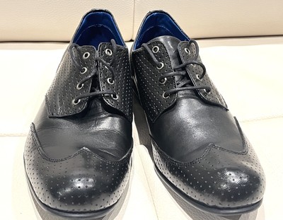 John Fluevog Wingtip Perforated Lace Up Oxford Leather Black  display picture 1