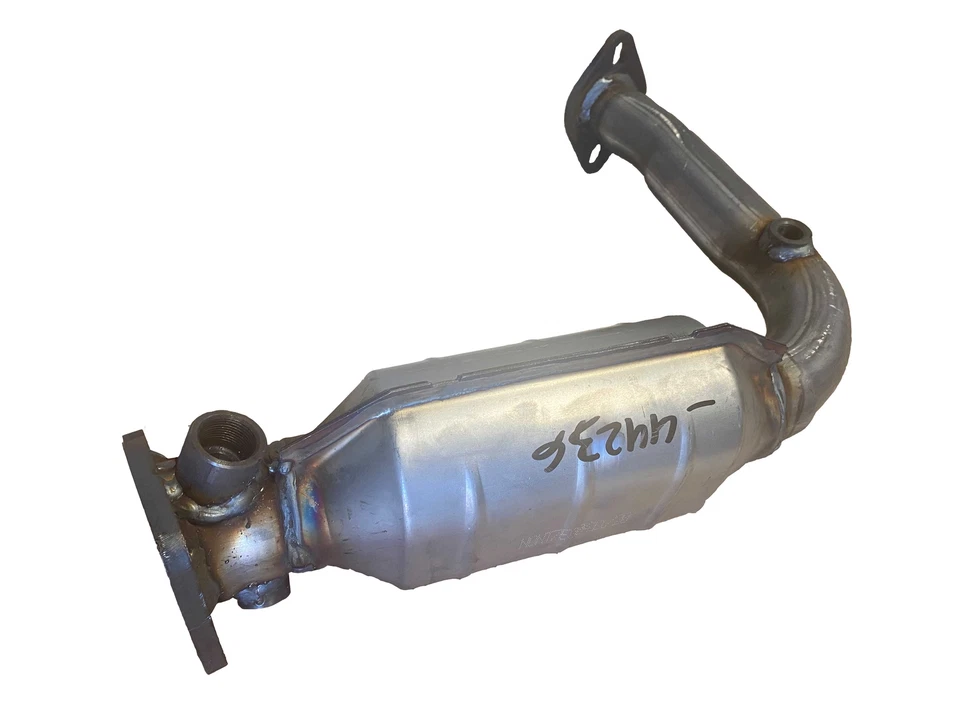 Catalytic Converter Fits 2000 Ford Focus Foto 2 de 2